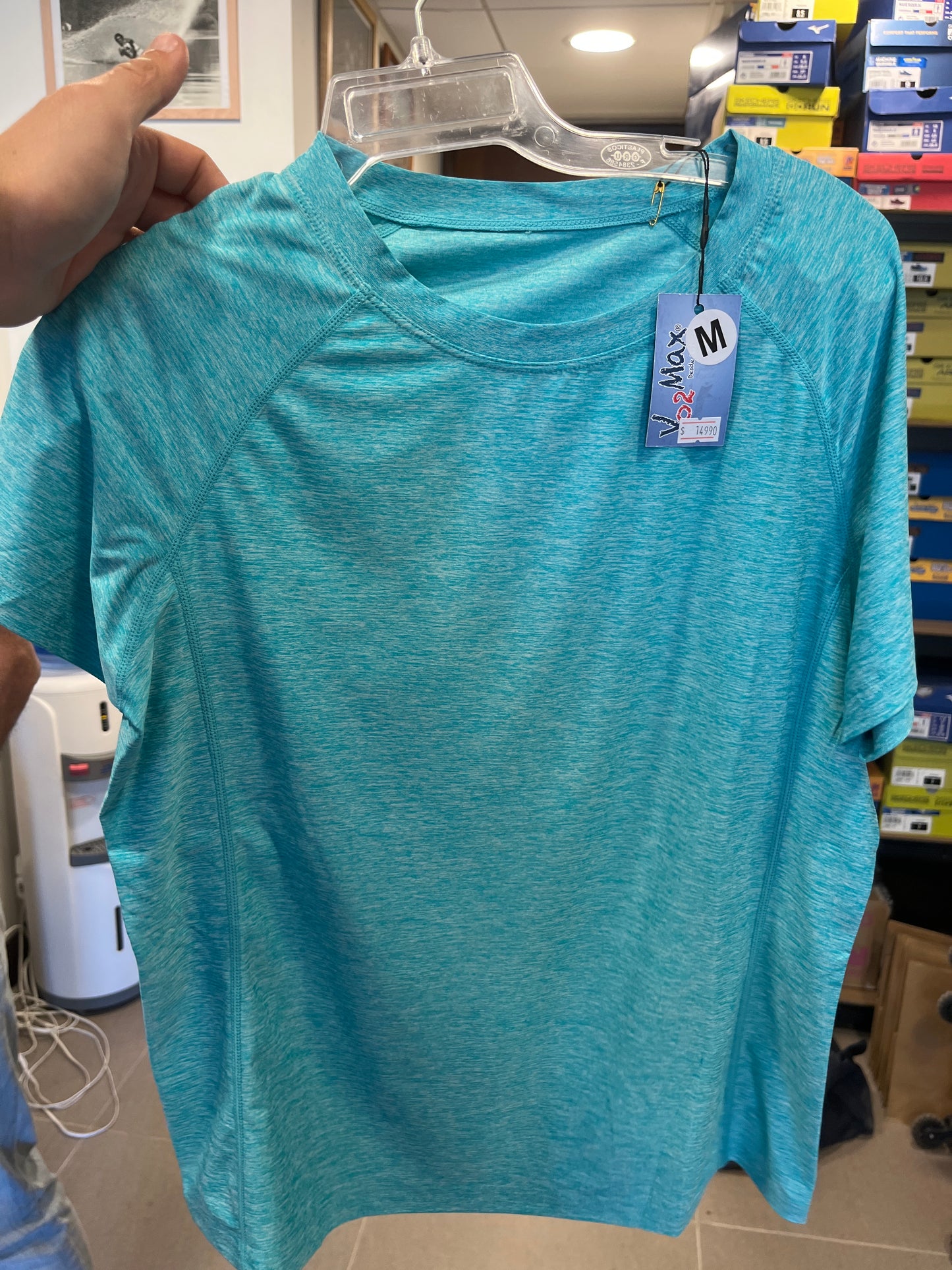 Polera vo2 más manga corta mujer